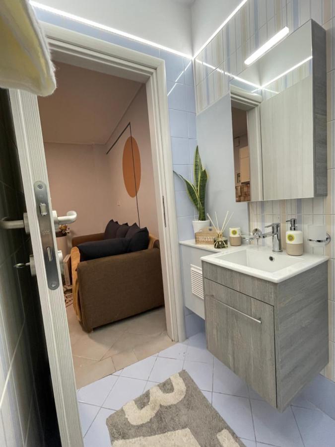 Cozy Minimal Apartment Πειραιάς Εξωτερικό φωτογραφία